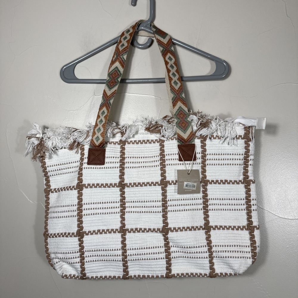 New With Tag Styline Cotton Tote 20" X 13" X 4" Aztec‎ Embroidered Straps Fringe